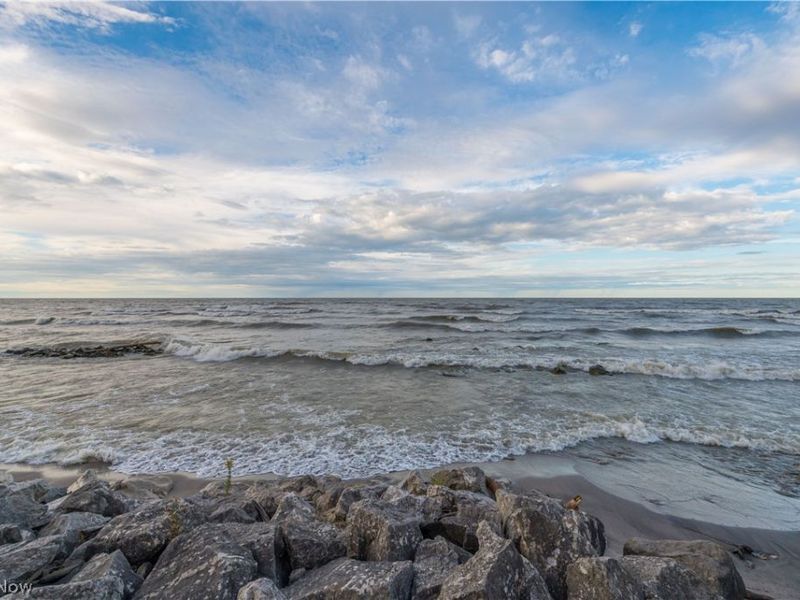 2785 Whispering Shores Drive, Vermilion, OH 44089 Photo 31