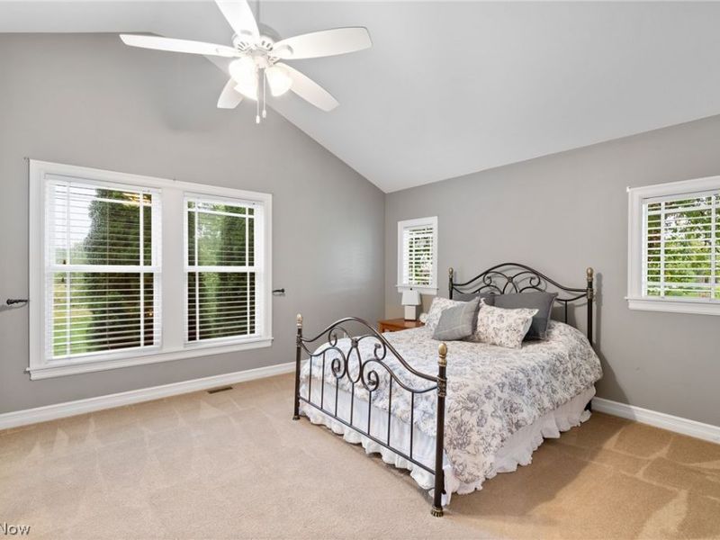 727 Walden Reserve Boulevard, Hinckley, OH 44233 Photo 20