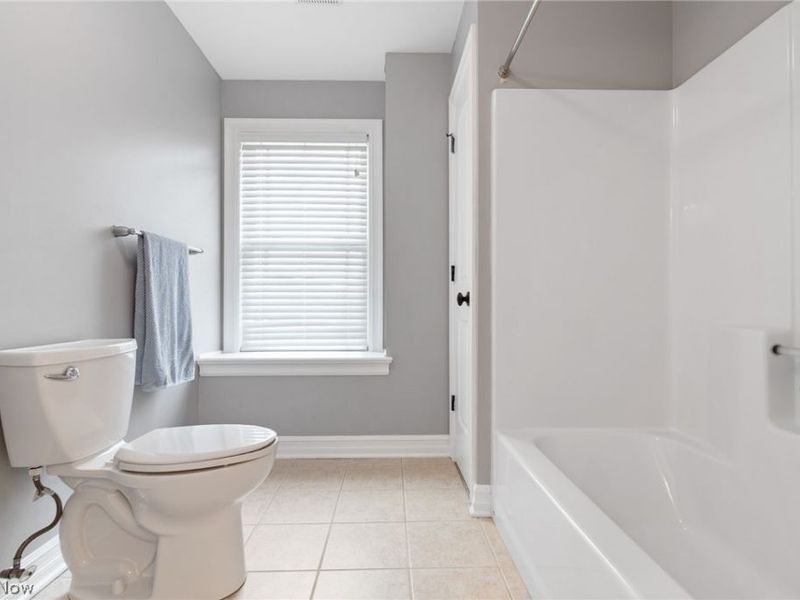 727 Walden Reserve Boulevard, Hinckley, OH 44233 Photo 35