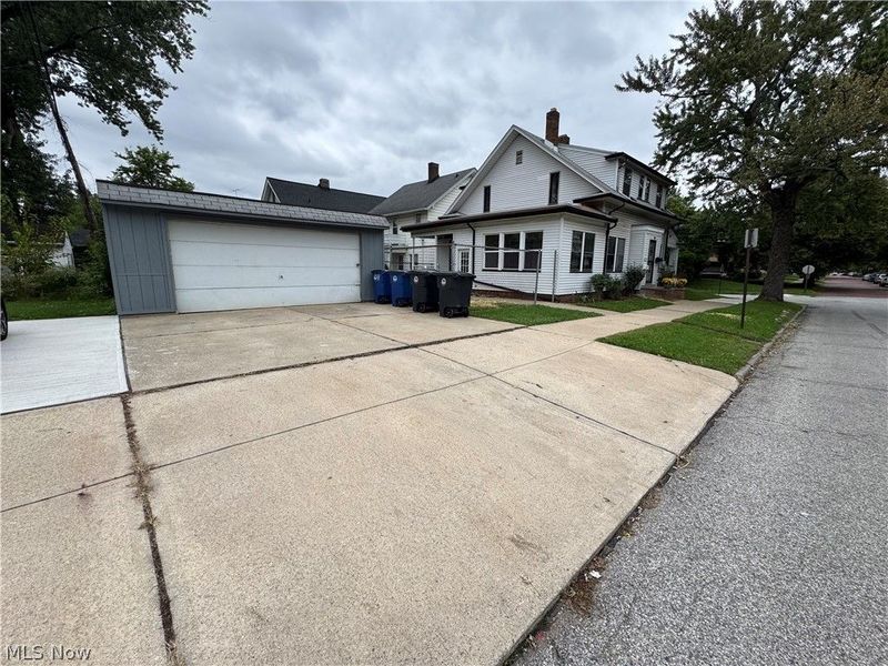 4340 W 47th Street, Cleveland, OH 44144 Photo 4