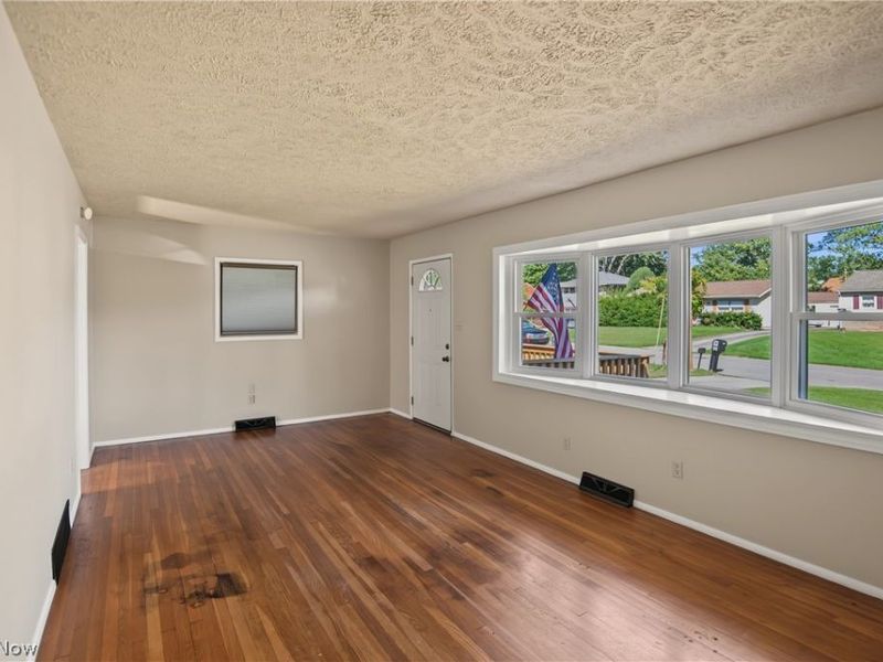 4066 Jeanette Drive SE, Warren, OH 44484 Photo 3