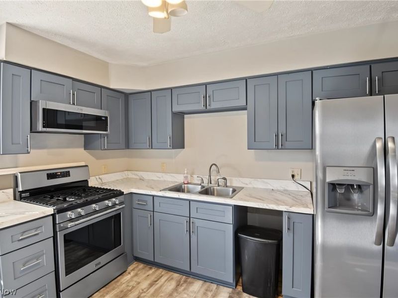 4066 Jeanette Drive SE, Warren, OH 44484 Photo 5