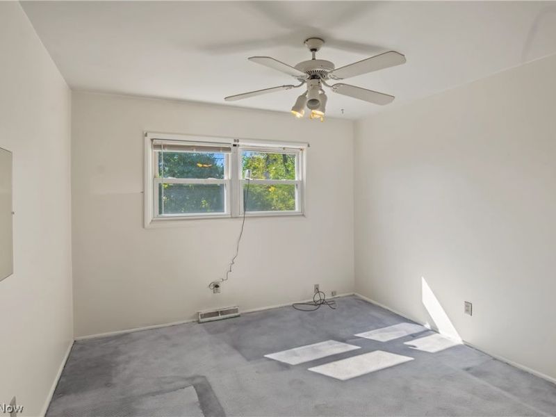 4066 Jeanette Drive SE, Warren, OH 44484 Photo 8