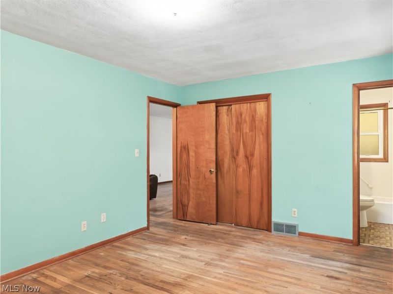 4467 S Main Street, Green, OH 44319 Photo 11