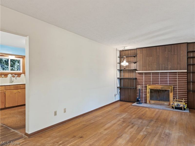4467 S Main Street, Green, OH 44319 Photo 5