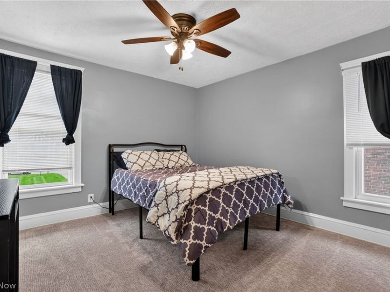 3872 E 40th Street, Newburgh Heights, OH 44105 Photo 24