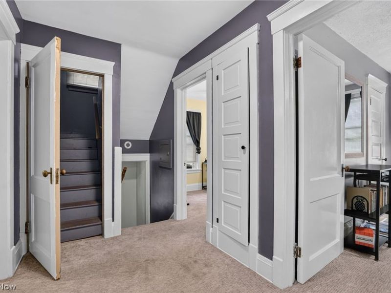 3872 E 40th Street, Newburgh Heights, OH 44105 Photo 41