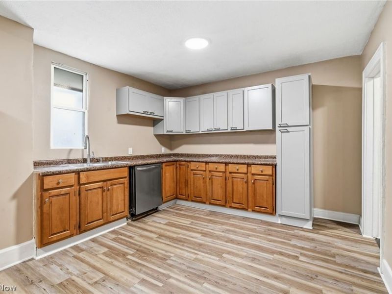 58 1st Street , Campbell, OH 44405 Photo 16
