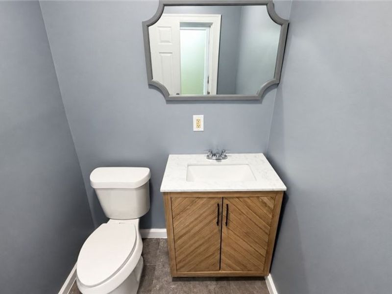 10404 Grandview Avenue, Cleveland, OH 44104 Photo 11