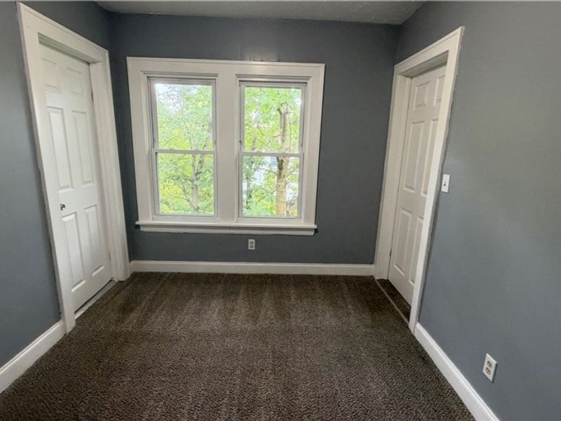 10404 Grandview Avenue, Cleveland, OH 44104 Photo 13