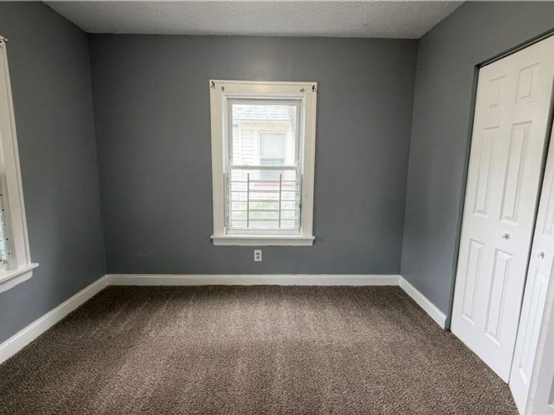 10404 Grandview Avenue, Cleveland, OH 44104 Photo 8