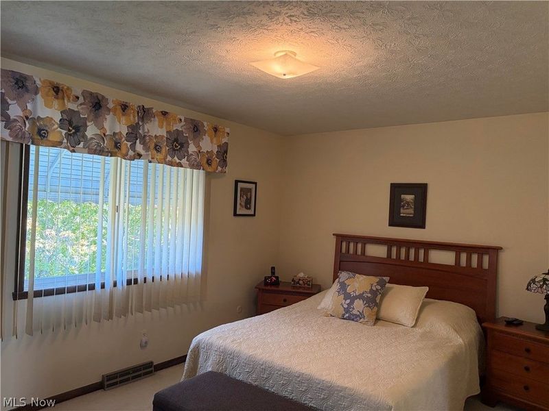 525 Saint Lawrence Boulevard , Eastlake, OH 44095 Photo 13