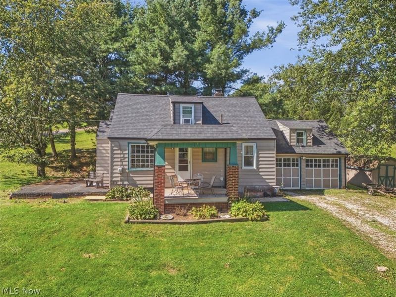 131 38th Street SW, Canton, OH 44706 Photo 1