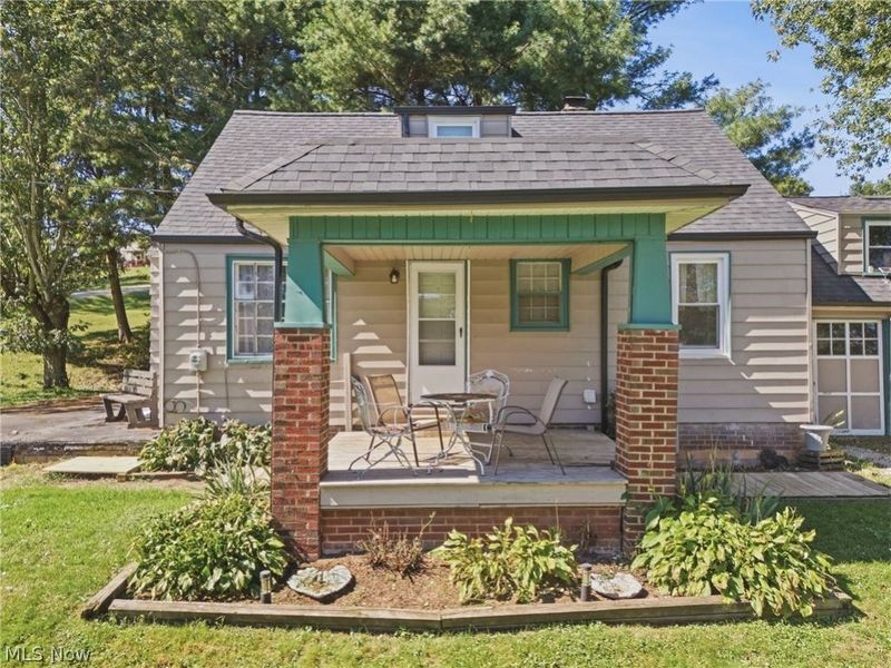 131 38th Street SW, Canton, OH 44706 Photo 2