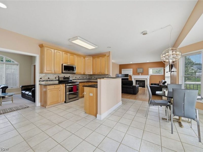 5163 Bayside Lake Boulevard, Stow, OH 44224 Photo 10