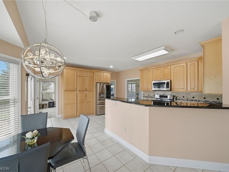 5163 Bayside Lake Boulevard, Stow, OH 44224 Photo 14