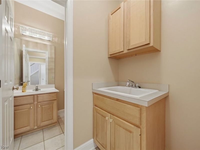 5163 Bayside Lake Boulevard, Stow, OH 44224 Photo 18