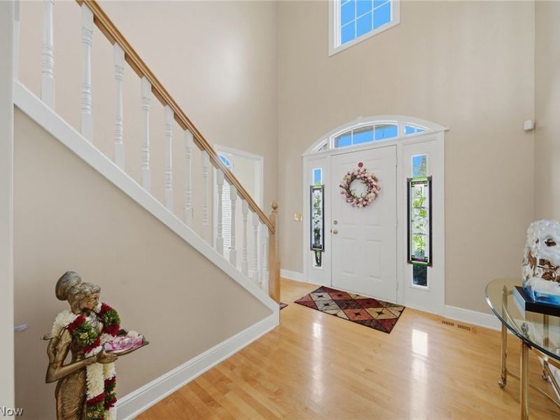 5163 Bayside Lake Boulevard, Stow, OH 44224 Photo 2