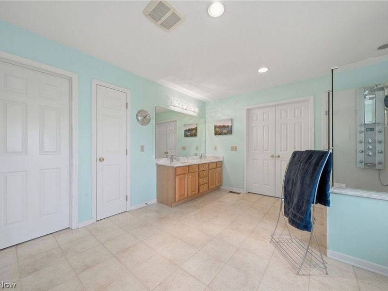 5163 Bayside Lake Boulevard, Stow, OH 44224 Photo 23
