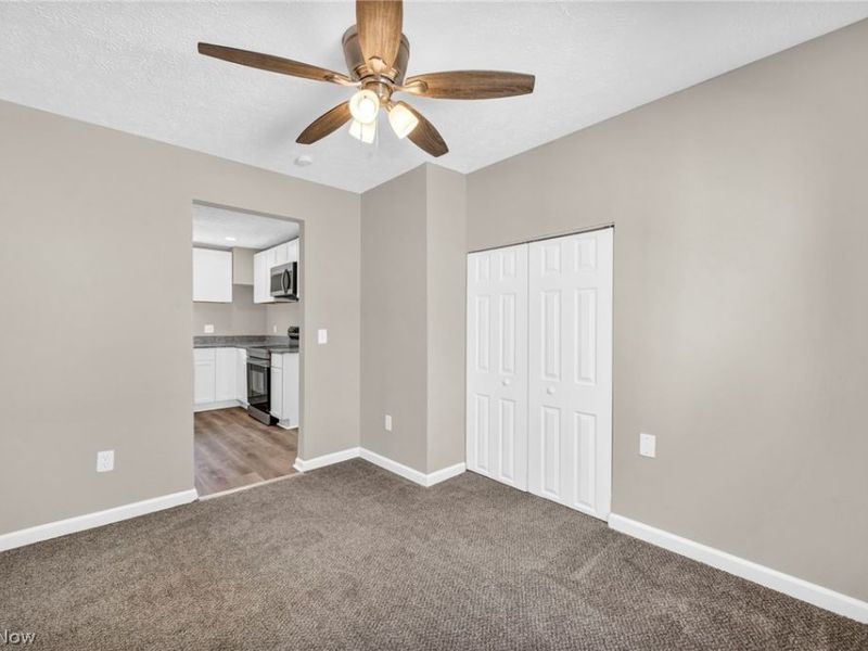 3642 Albany Avenue , Lorain, OH 44055 Photo 22