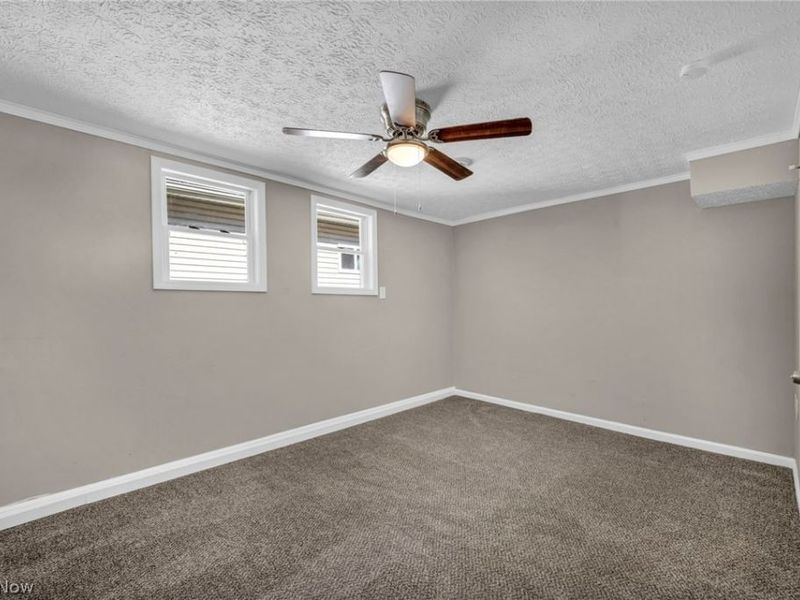 3642 Albany Avenue , Lorain, OH 44055 Photo 28