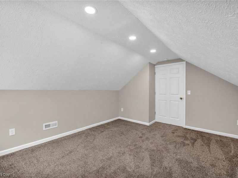 3642 Albany Avenue , Lorain, OH 44055 Photo 41