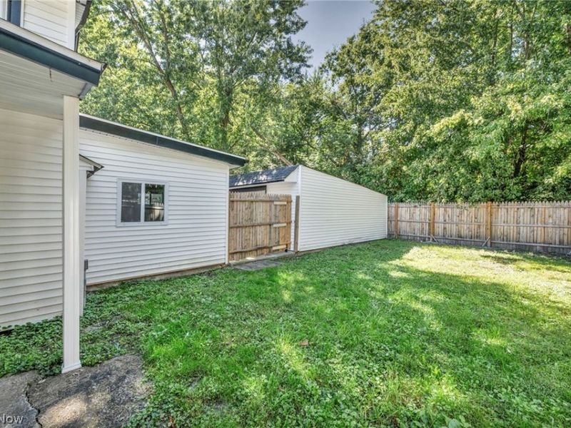 3642 Albany Avenue , Lorain, OH 44055 Photo 45