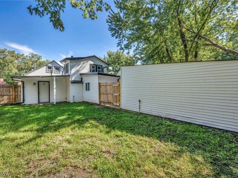 3642 Albany Avenue , Lorain, OH 44055 Photo 46