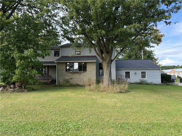 34700 Royalton Road , Grafton, OH 44044