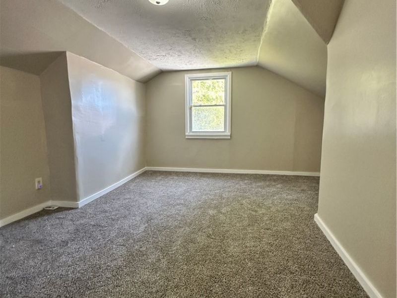 16207 Miles Avenue , Cleveland, OH 44128 Photo 12