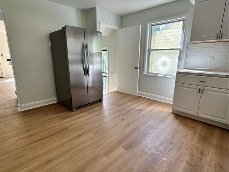 16207 Miles Avenue , Cleveland, OH 44128 Photo 3