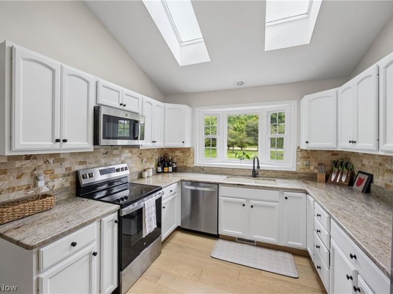 35220 Chagrin Boulevard, Moreland Hills, OH 44022 Photo 13