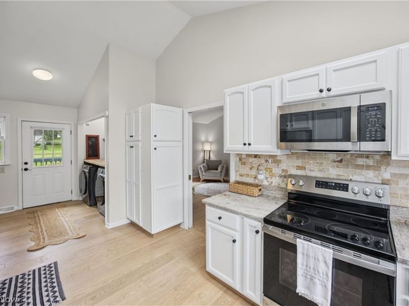 35220 Chagrin Boulevard, Moreland Hills, OH 44022 Photo 17