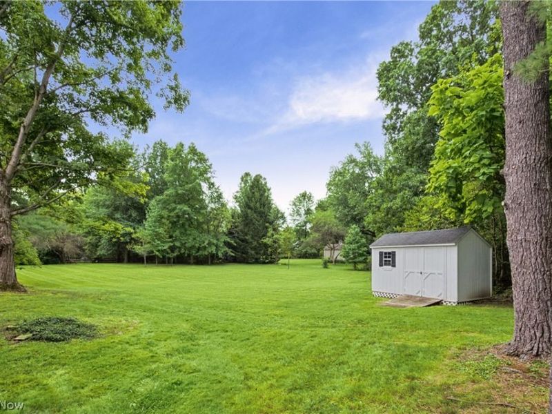 35220 Chagrin Boulevard, Moreland Hills, OH 44022 Photo 40