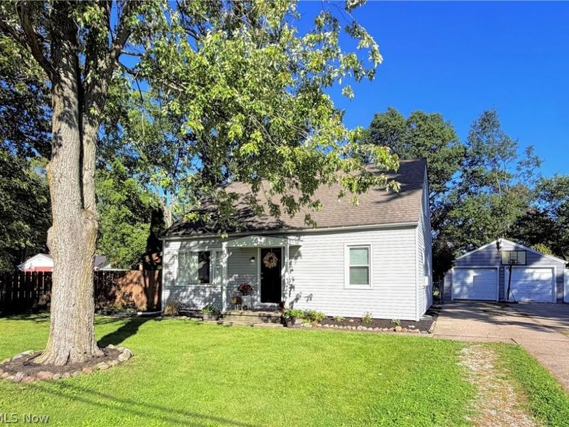 3417 Kneirim Drive , Lorain, OH 44053 Photo 10