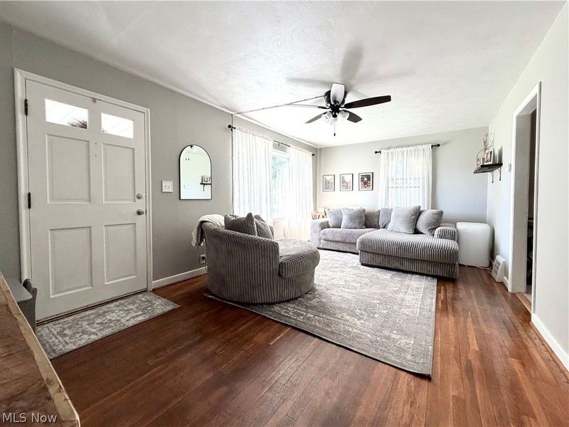 3417 Kneirim Drive , Lorain, OH 44053 Photo 12