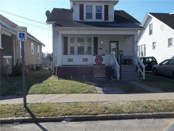 908 Ohio Street , Zanesville, OH 43701
