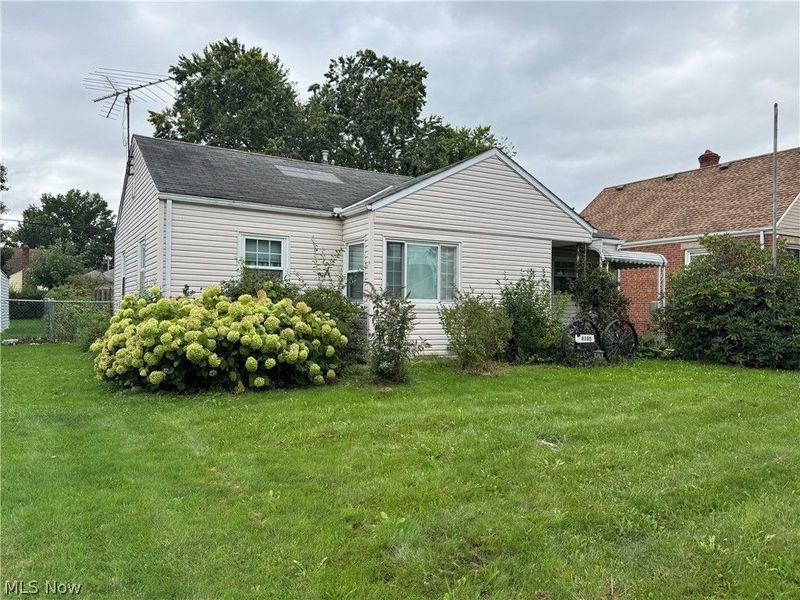 6105 Vandalia Avenue, Brooklyn, OH 44144 Photo 1