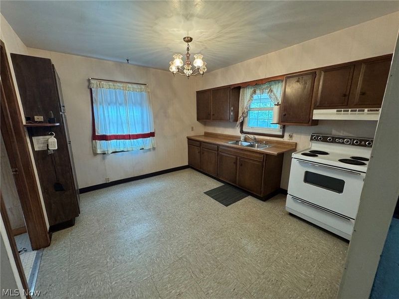 6105 Vandalia Avenue, Brooklyn, OH 44144 Photo 3