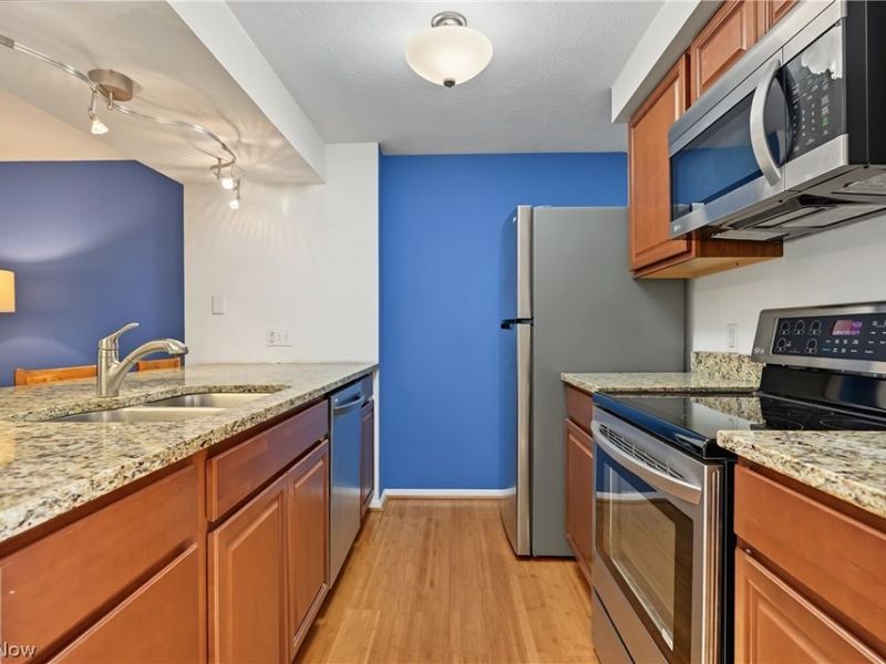 3963 Lake Run Boulevard, Stow, OH 44224 Photo 7