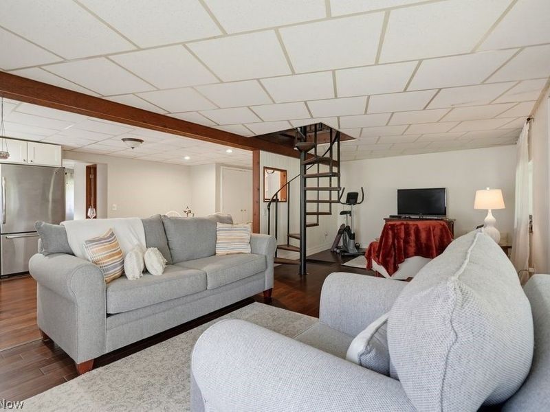 7590 Hickory Road, Oakwood Village, OH 44146 Photo 15