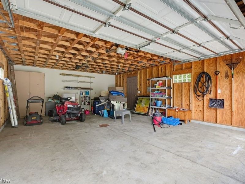 7590 Hickory Road, Oakwood Village, OH 44146 Photo 32
