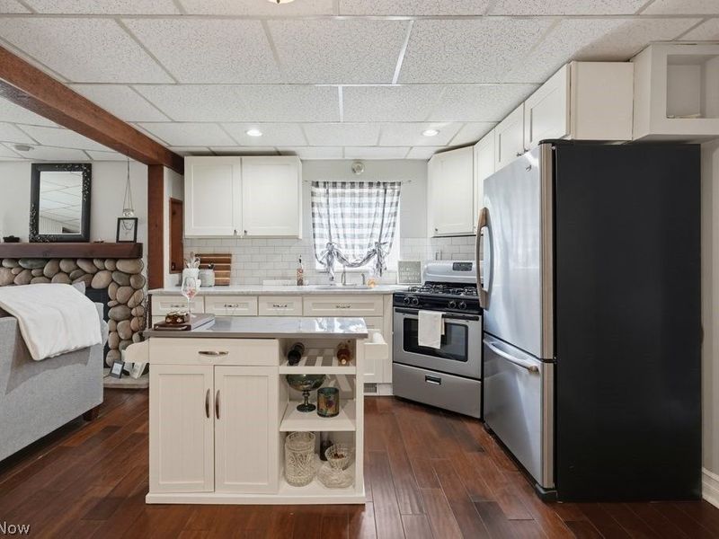 7590 Hickory Road, Oakwood Village, OH 44146 Photo 7