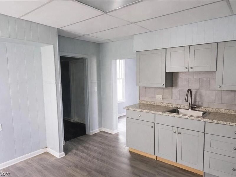 2166 W 93rd Street, Cleveland, OH 44102 Photo 12