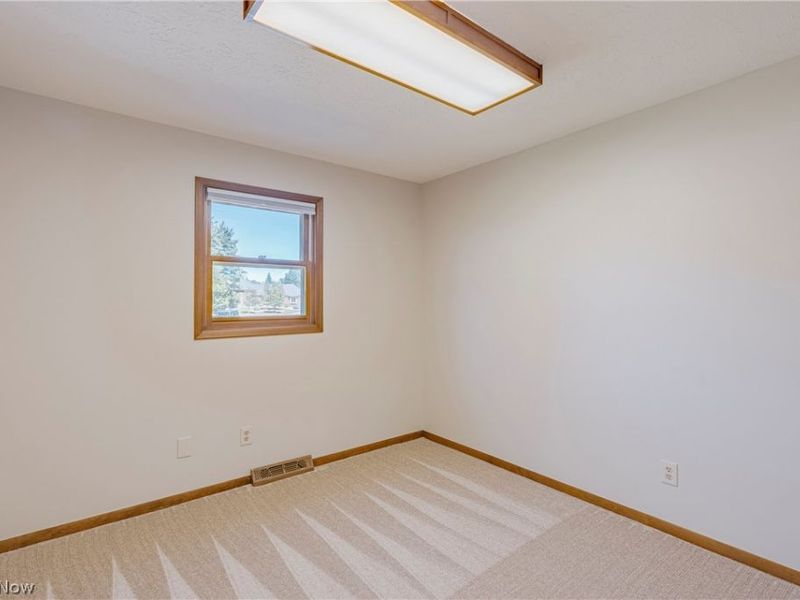 15133 Dogwood Circle, Middleburg Heights, OH 44130 Photo 18