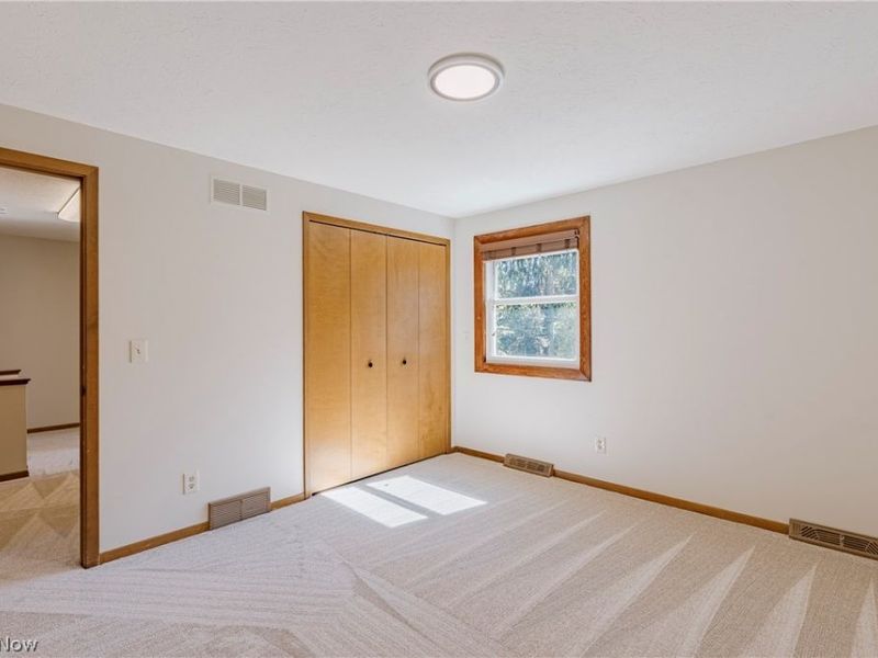 15133 Dogwood Circle, Middleburg Heights, OH 44130 Photo 24