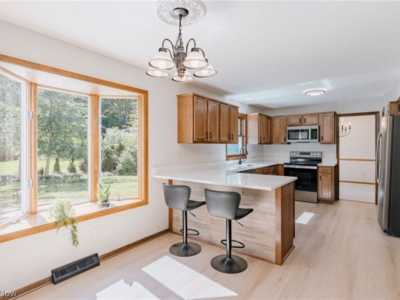 15133 Dogwood Circle, Middleburg Heights, OH 44130 Photo 8