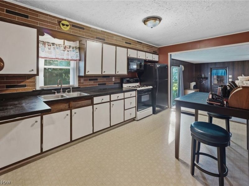 345 E Simpson Street, Alliance, OH 44601 Photo 29