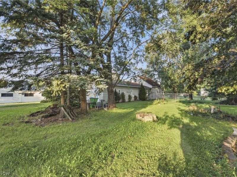 345 E Simpson Street, Alliance, OH 44601 Photo 6