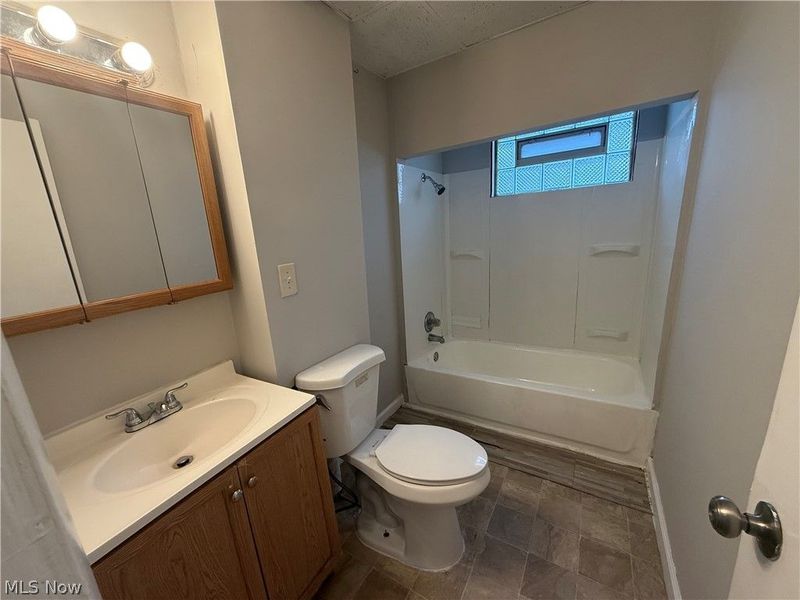 1956 W 50th Street, Cleveland, OH 44102 Photo 10